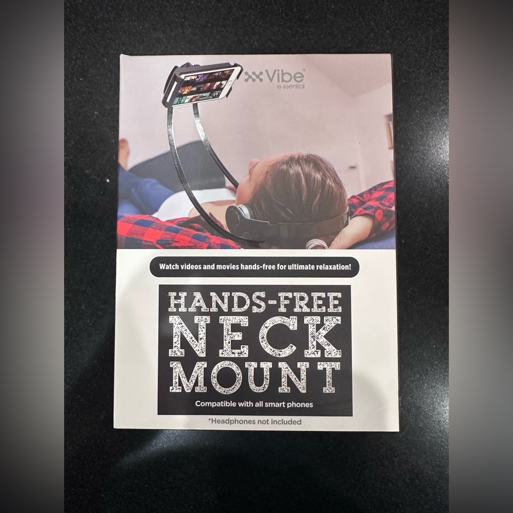 Vibe Hands-Free Neck Mount - Black and White
